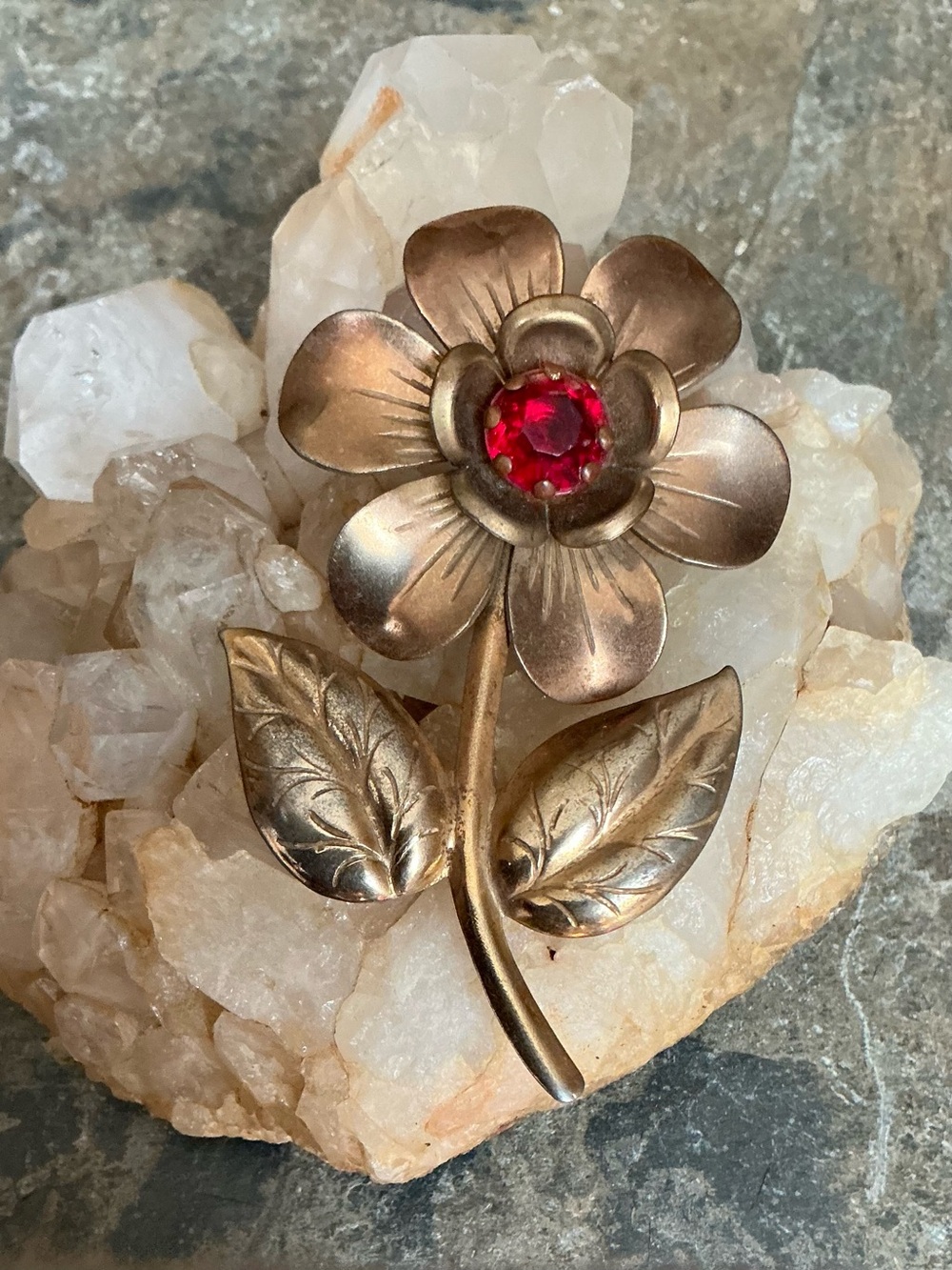 Vintage Gold Flower Brooch with Red Prong Set Stone